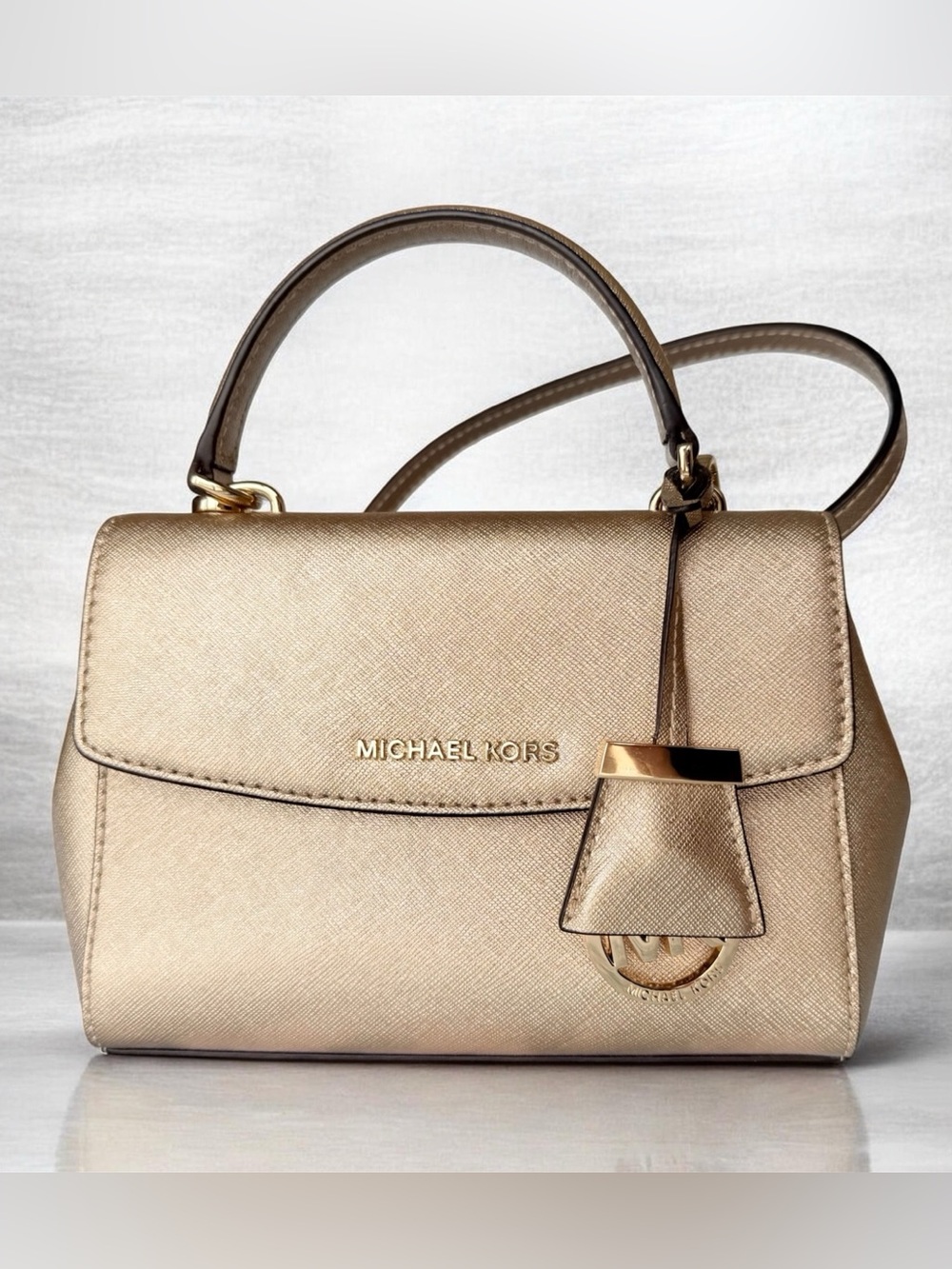NEW MICHAEL KORS CROSSBODY !🩵